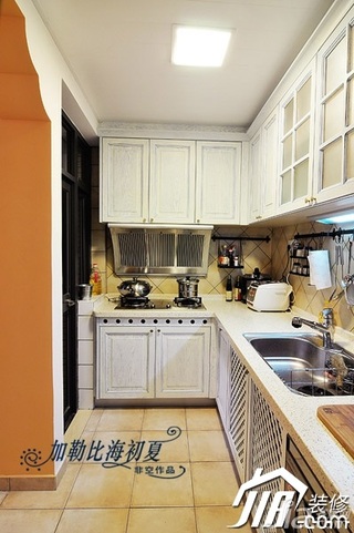 非空地中海风格公寓原木色130平米厨房橱柜效果图
