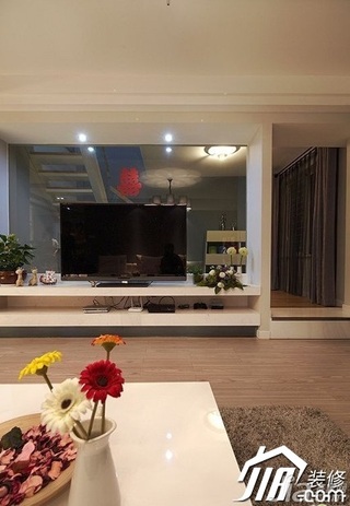 loft风格复式15-20万电视背景墙电视柜婚房设计图纸