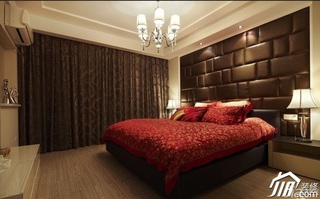 loft风格复式咖啡色15-20万卧室床婚房设计图