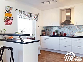简约风格小户型实用白色经济型60平米厨房橱柜设计