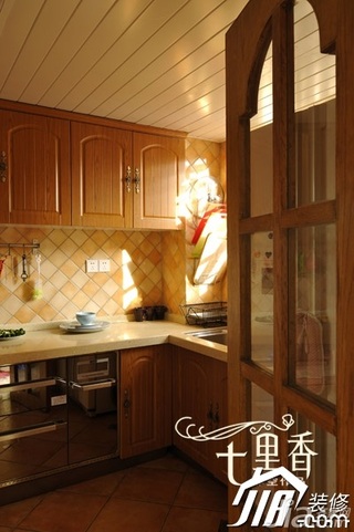非空新古典风格复式原木色富裕型厨房橱柜定制