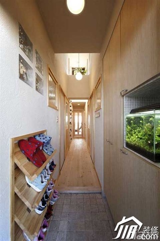 日式风格公寓原木色富裕型90平米过道灯具效果图
