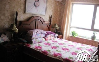 美式乡村风格二居室70平米卧室卧室背景墙床效果图