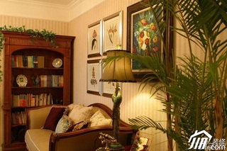 新古典风格公寓富裕型客厅书柜效果图