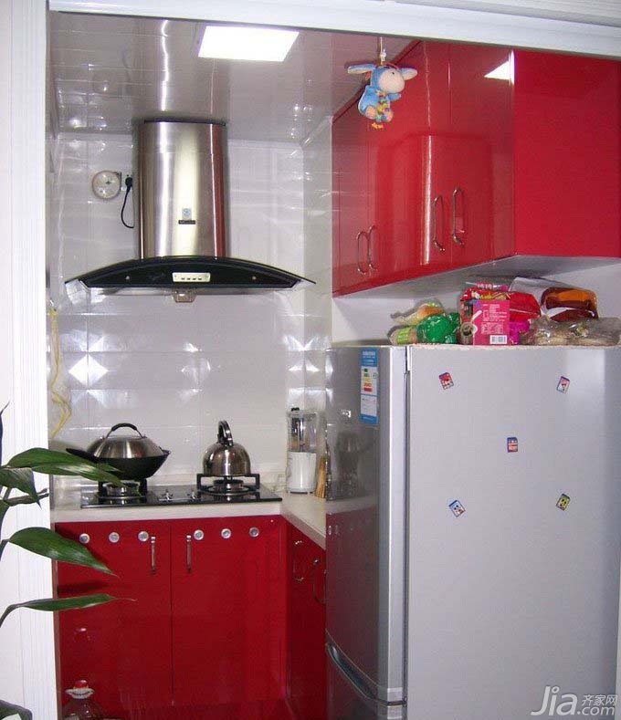 厨房装修,小户型装修,厨房,橱柜,红色,实用