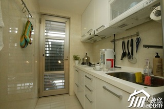 简约风格小户型原木色经济型70平米厨房橱柜设计