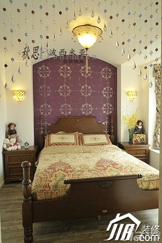 非空东南亚风格公寓舒适卧室床图片