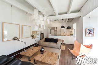 北欧风格复式经济型客厅沙发图片