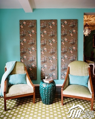 欧式风格富裕型客厅沙发图片