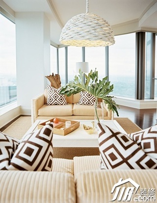 欧式风格简洁富裕型客厅沙发效果图