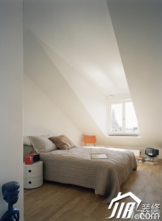 简约风格小户型舒适白色经济型卧室床图片