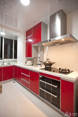 简约风格二居室大气白色经济型厨房橱柜安装图