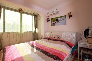 简约风格小户型浪漫白色经济型卧室卧室背景墙床效果图