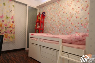 混搭风格公寓可爱粉色富裕型儿童房床效果图