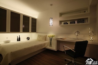 欧式风格别墅温馨豪华型卧室床图片