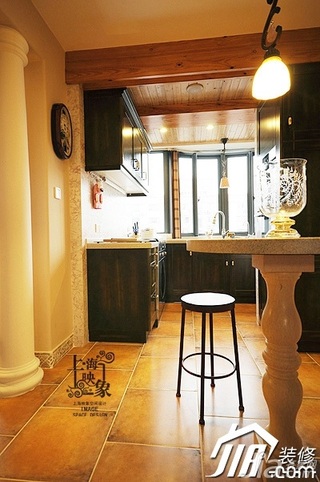 欧式风格别墅古典暖色调富裕型140平米以上餐厅餐桌图片