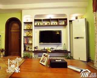 田园风格二居室温馨绿色富裕型客厅电视背景墙设计图纸