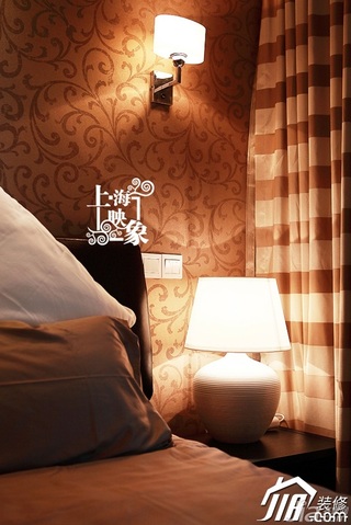简约风格公寓稳重冷色调富裕型卧室床效果图