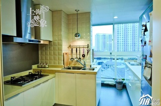 简约风格一居室温馨暖色调富裕型厨房灯具效果图