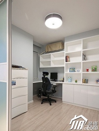 简约风格公寓白色经济型70平米书房书桌图片