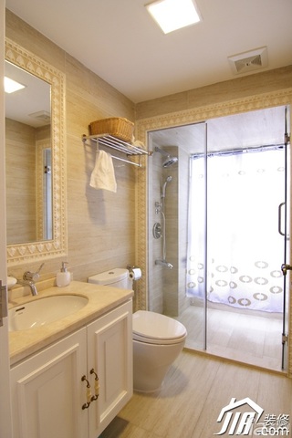 欧式风格三居室舒适5-10万卫生间浴室柜效果图