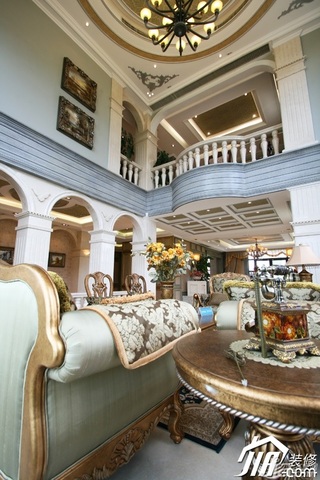 欧式风格别墅奢华白色豪华型客厅沙发图片