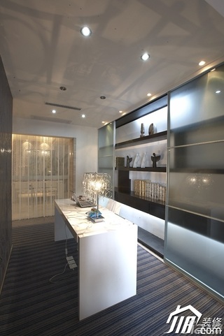 欧式风格三居室稳重豪华型140平米以上书房灯具效果图