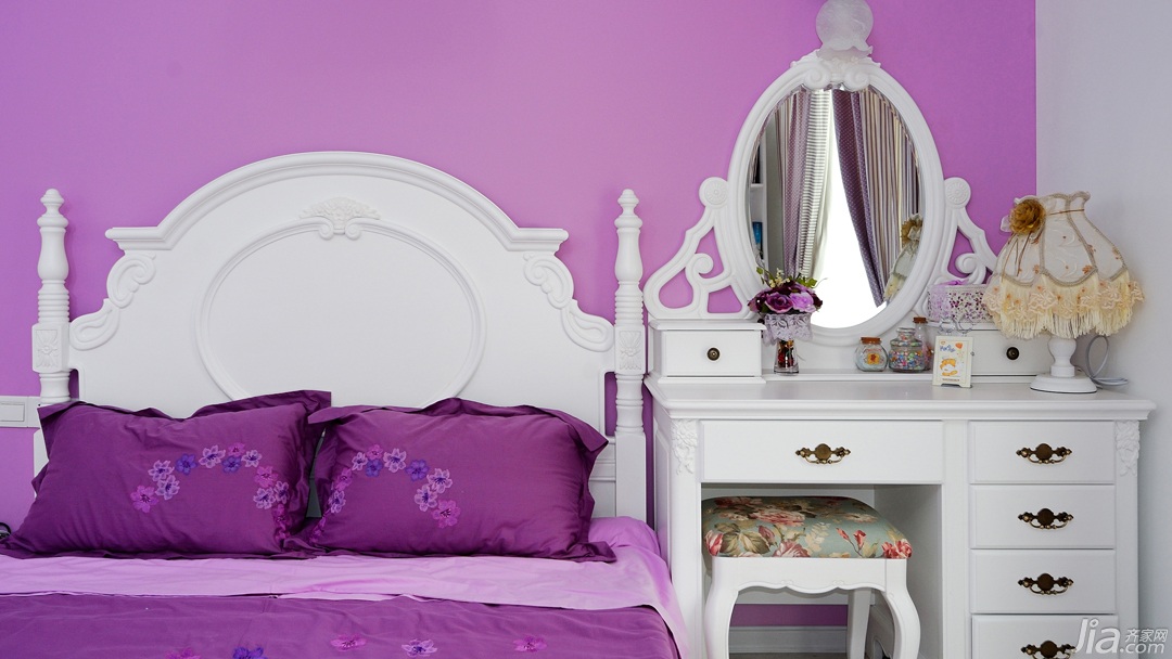 白色装修,小清新,简约风格,经济型装修,公寓装修,卧室,紫色,床,梳妆台
