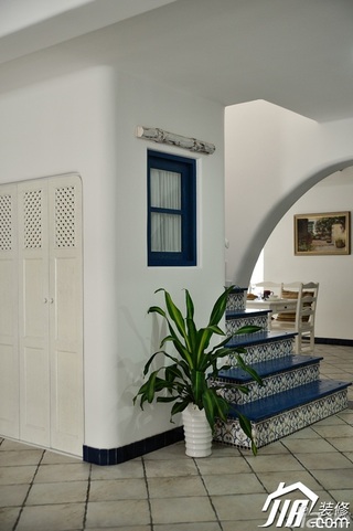 地中海风格复式唯美蓝色经济型楼梯设计图