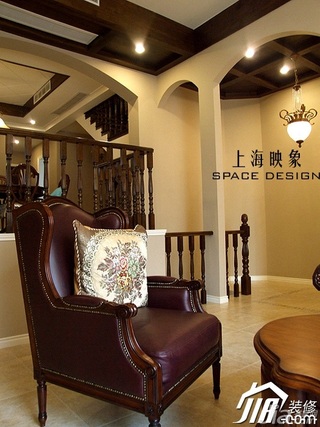 美式乡村风格别墅古典富裕型客厅沙发效果图