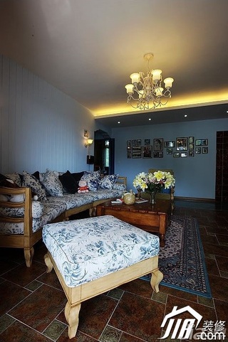 地中海风格公寓舒适经济型110平米客厅背景墙沙发图片