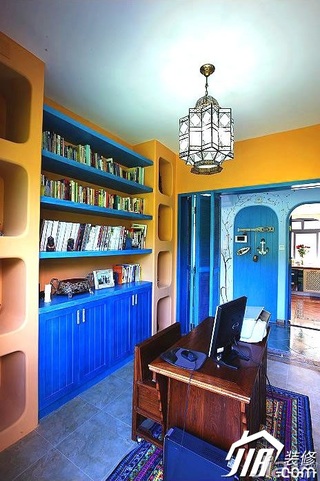 地中海风格公寓舒适经济型110平米书房书架效果图