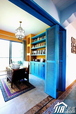 地中海风格公寓舒适经济型110平米书房书架图片