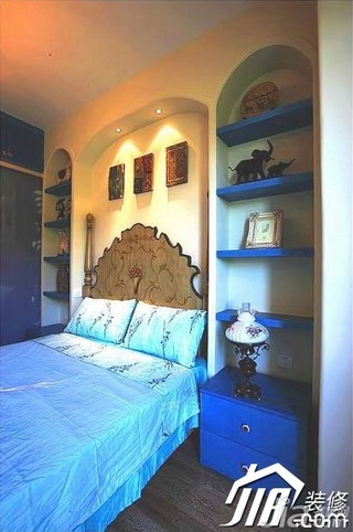地中海风格公寓舒适经济型110平米卧室卧室背景墙床图片
