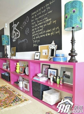简约风格公寓粉色经济型80平米书架图片