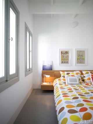 简约风格复式唯美白色富裕型卧室背景墙床图片