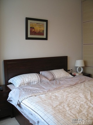 中式风格公寓富裕型卧室床效果图