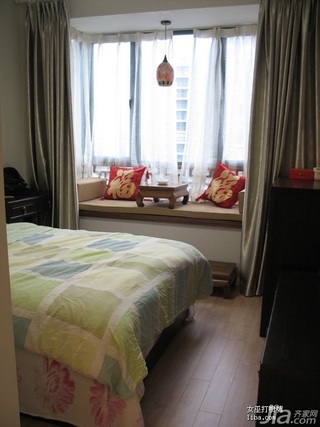中式风格公寓富裕型卧室飘窗床图片