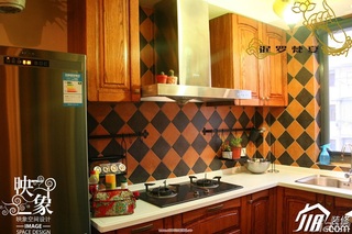 东南亚风格二居室原木色富裕型厨房橱柜定制