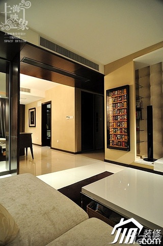 美式风格二居室大气米色富裕型客厅沙发图片