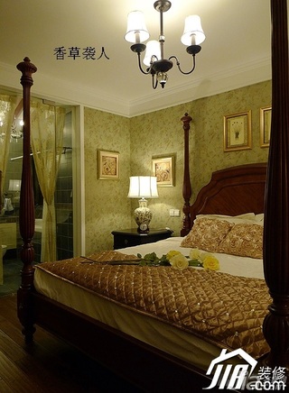 美式乡村风格公寓温馨富裕型120平米卧室背景墙灯具图片