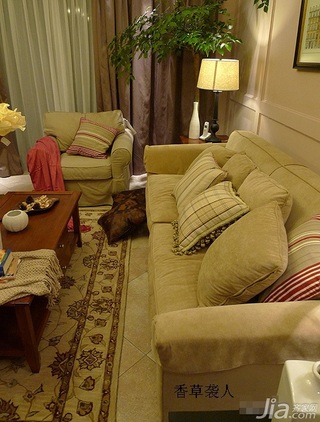 美式乡村风格公寓舒适富裕型120平米客厅沙发图片