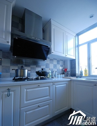 简约风格公寓简洁白色富裕型120平米厨房橱柜定制
