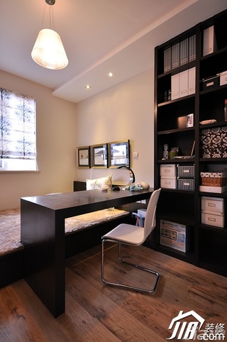 简约风格公寓简洁富裕型书房书桌效果图