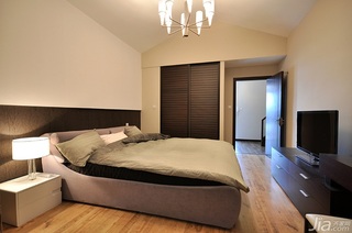 简约风格公寓舒适富裕型卧室床图片