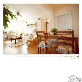 日式风格公寓温馨经济型餐厅沙发图片