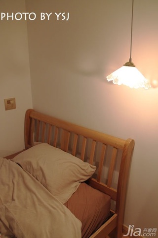 田园风格公寓小清新经济型80平米卧室灯具效果图