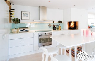 北欧风格二居室小清新白色经济型厨房餐桌图片