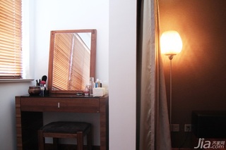 日式风格三居室温馨暖色调富裕型90平米梳妆台效果图