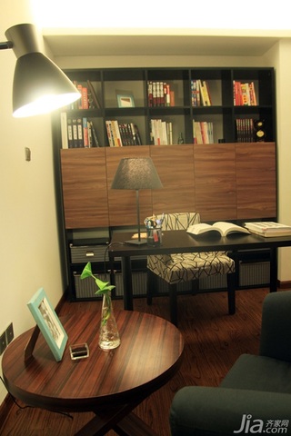 日式风格三居室温馨暖色调富裕型90平米书房书架效果图